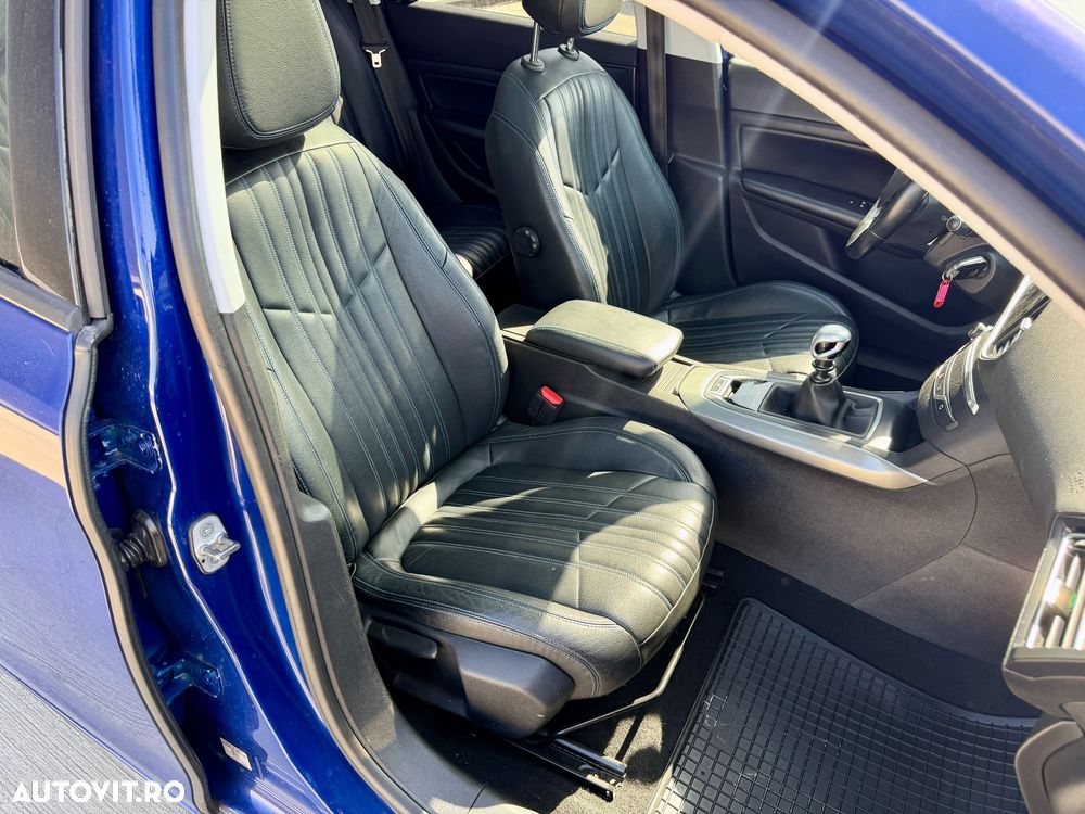 Peugeot 308 PureTech 130 GPF Stop & Start Allure Pack - 22