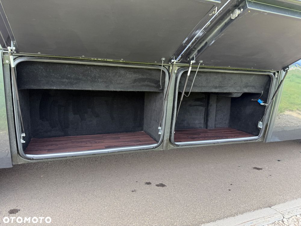 Mercedes-Benz Sprinter 519 - 30