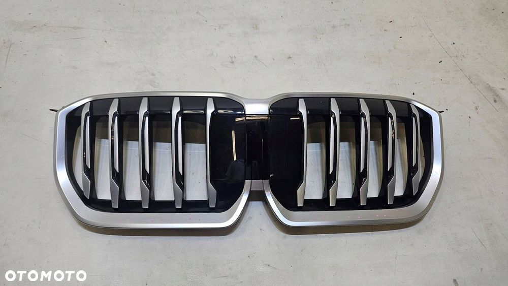 GRILL ATRAPA CHŁODNICY BMW X1 U11 8737208