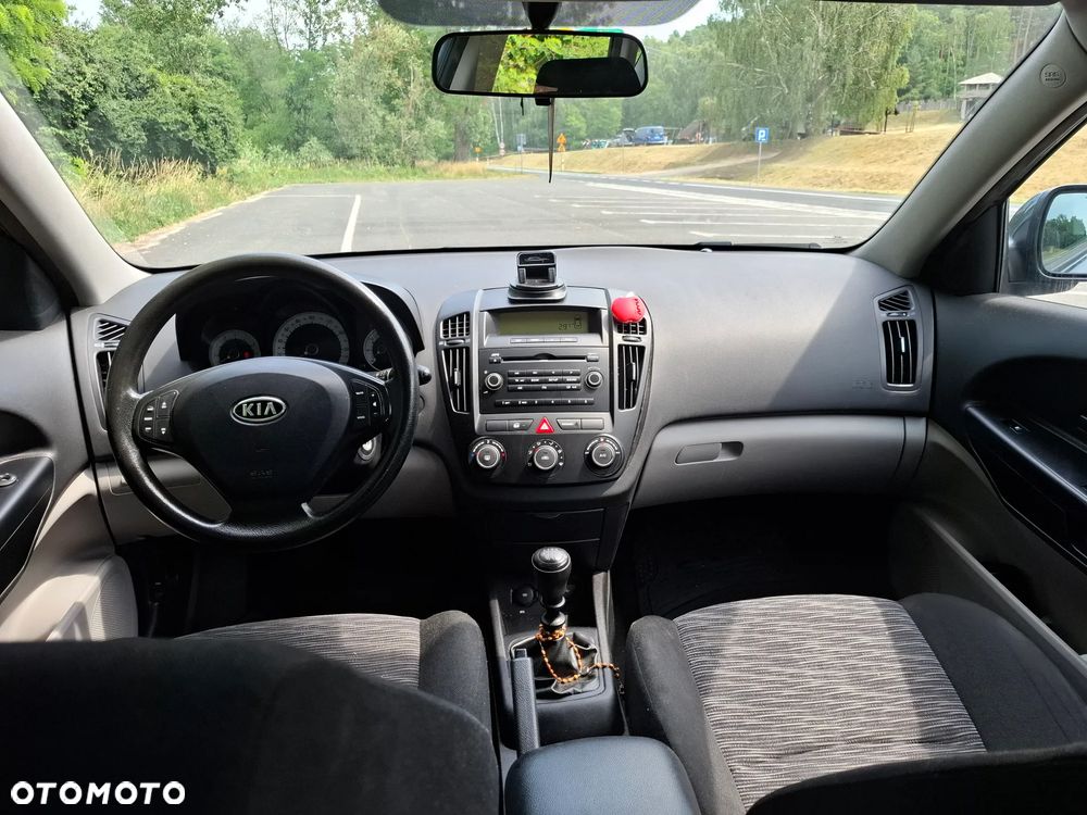 Kia Ceed 1.4 Comfort - 4