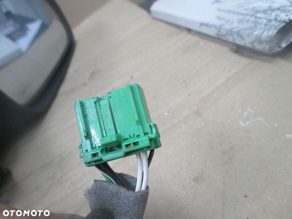 Lusterko prawe Volvo V70 7pin Europa - 5