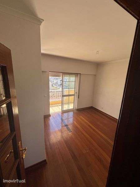 T2 para Arrendamento em Carcavelos – Excelente Oportunidade - Grande imagem: 4/4