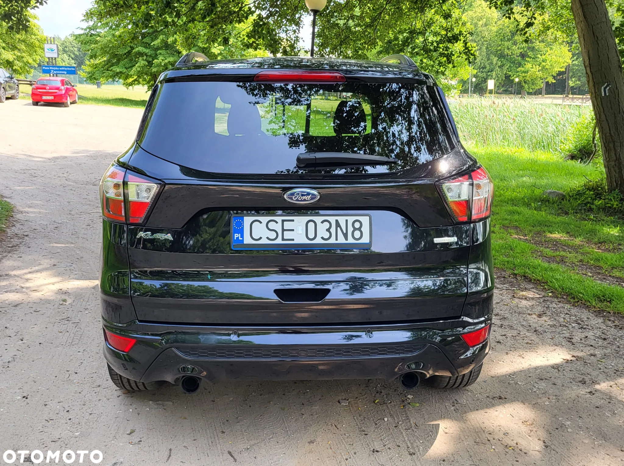 Ford Kuga 1.5 EcoBoost 2x4 ST-Line - 4