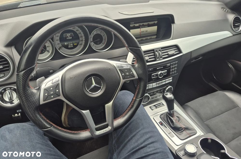 Mercedes-Benz Klasa C 350 (BlueEFFICIENCY) 7G-TRONIC Avantgarde - 16