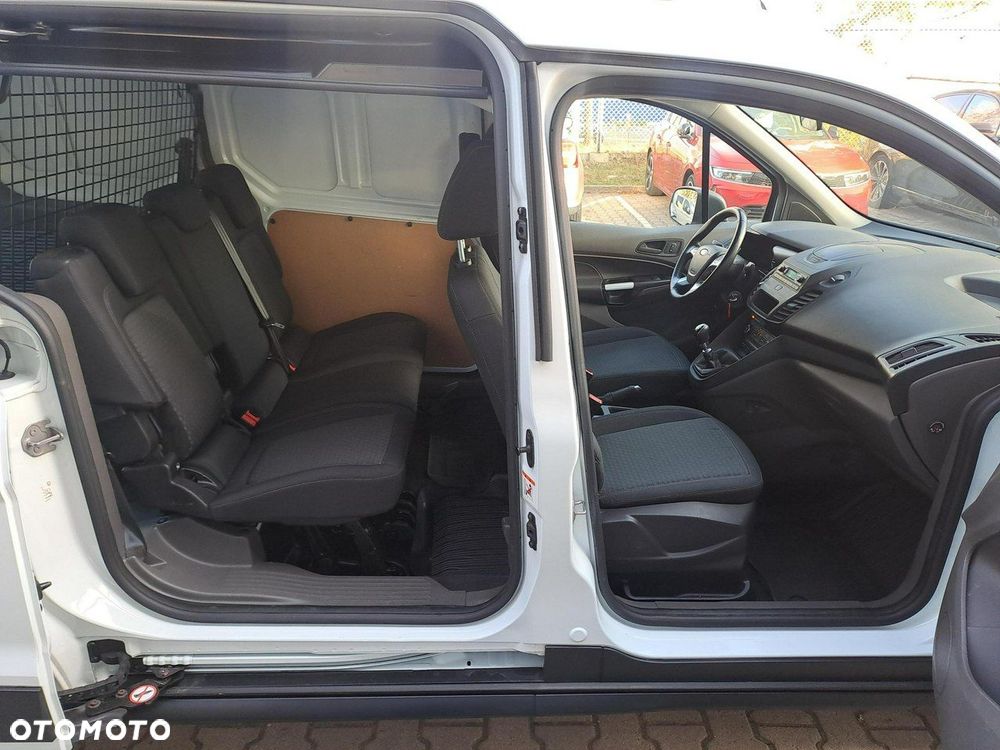 Ford Transit Connect - 12