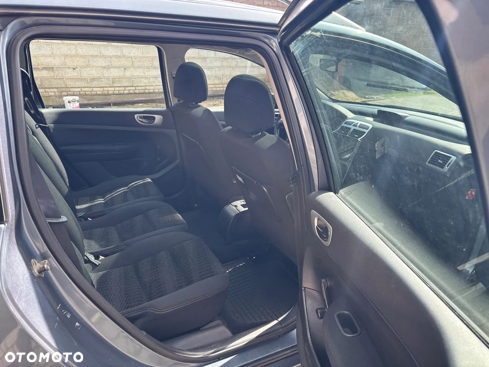 Peugeot 307 1.6 HDi - 11