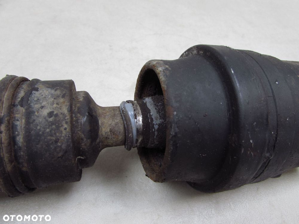 DAIHATSU TERIOS II 1.5 06-16 WAL NAPEDOWY KRÓTKI - 3