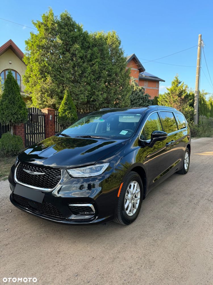 Chrysler Pacifica - 27