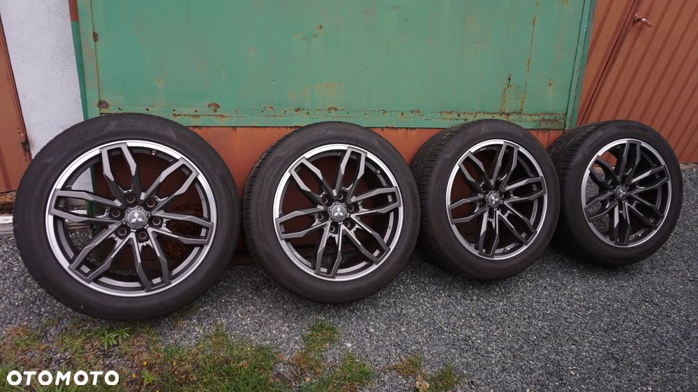 Mitsubishi Pajero IV 3.2 DID 3.8 V6 opony felgi ATS 6x139.7 9.5J20 ET40 275/45/20