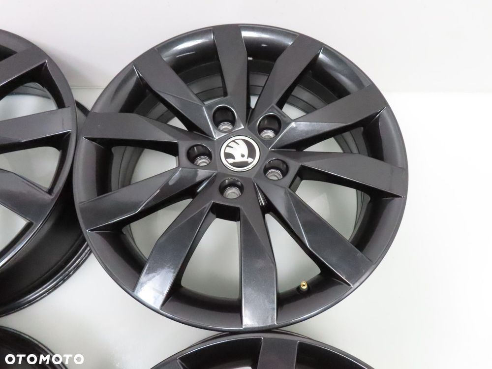 Alufelgi 17'' Skoda Octavia Superb 5x112 6J ET48 5E0601025N - 7