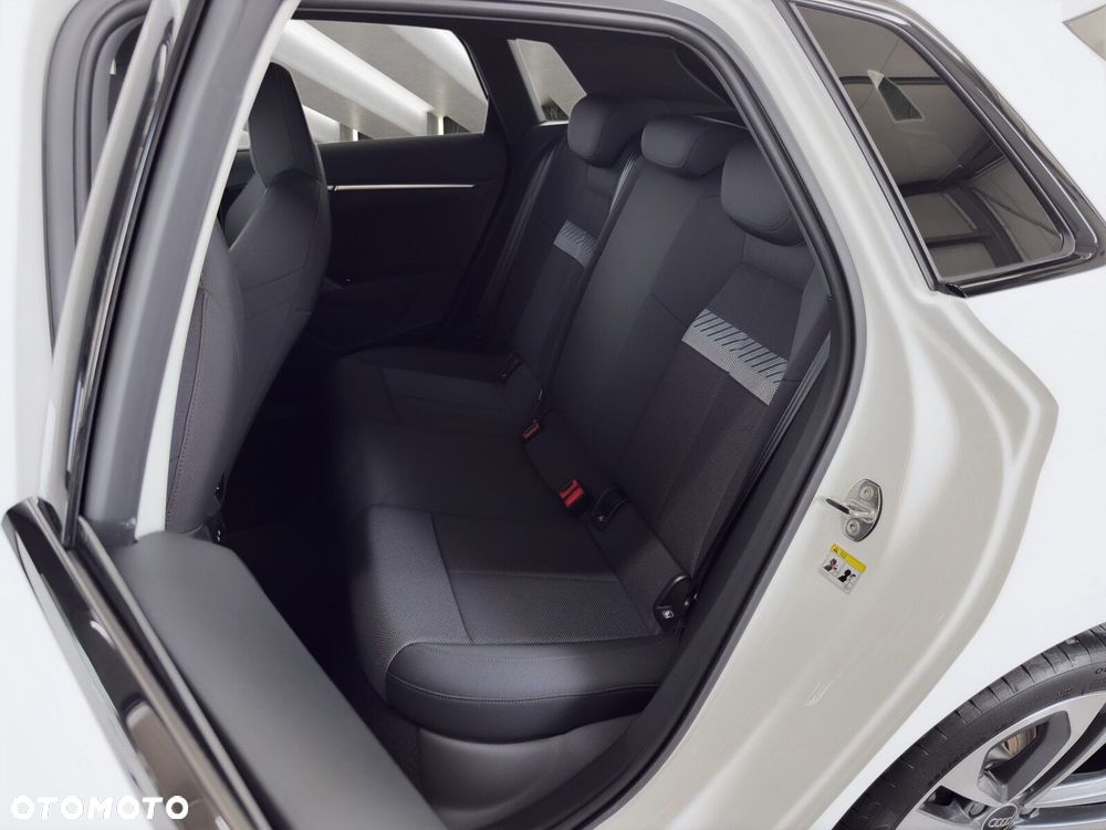 Audi A3 Sportback - 16