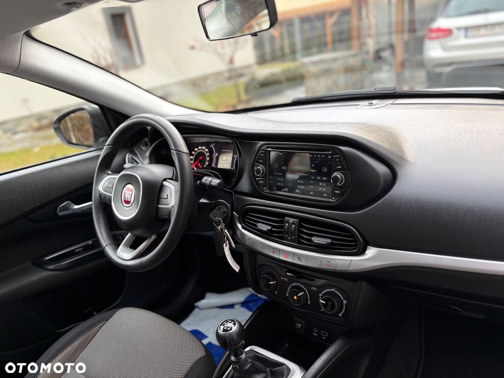 Fiat Tipo 1.4 16V Easy - 12