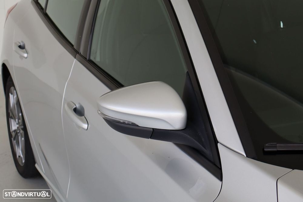 Ford Focus 1.0 EcoBoost MHEV ST-Line - 5