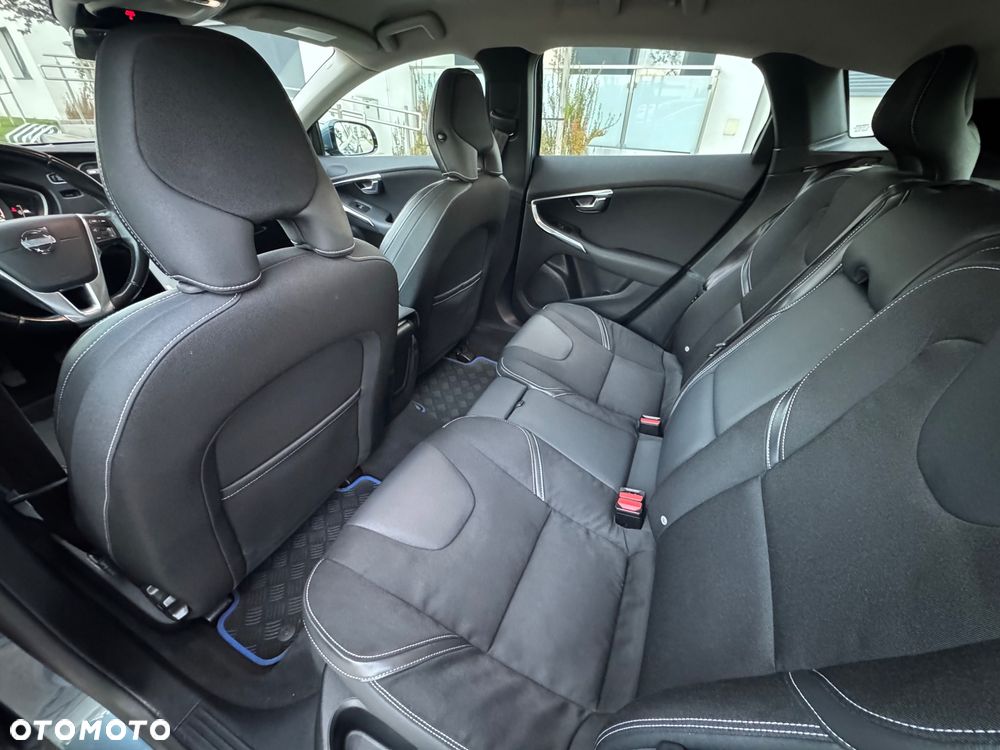 Volvo V40 - 17