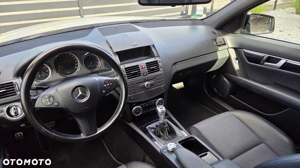 Mercedes-Benz Klasa C - 34