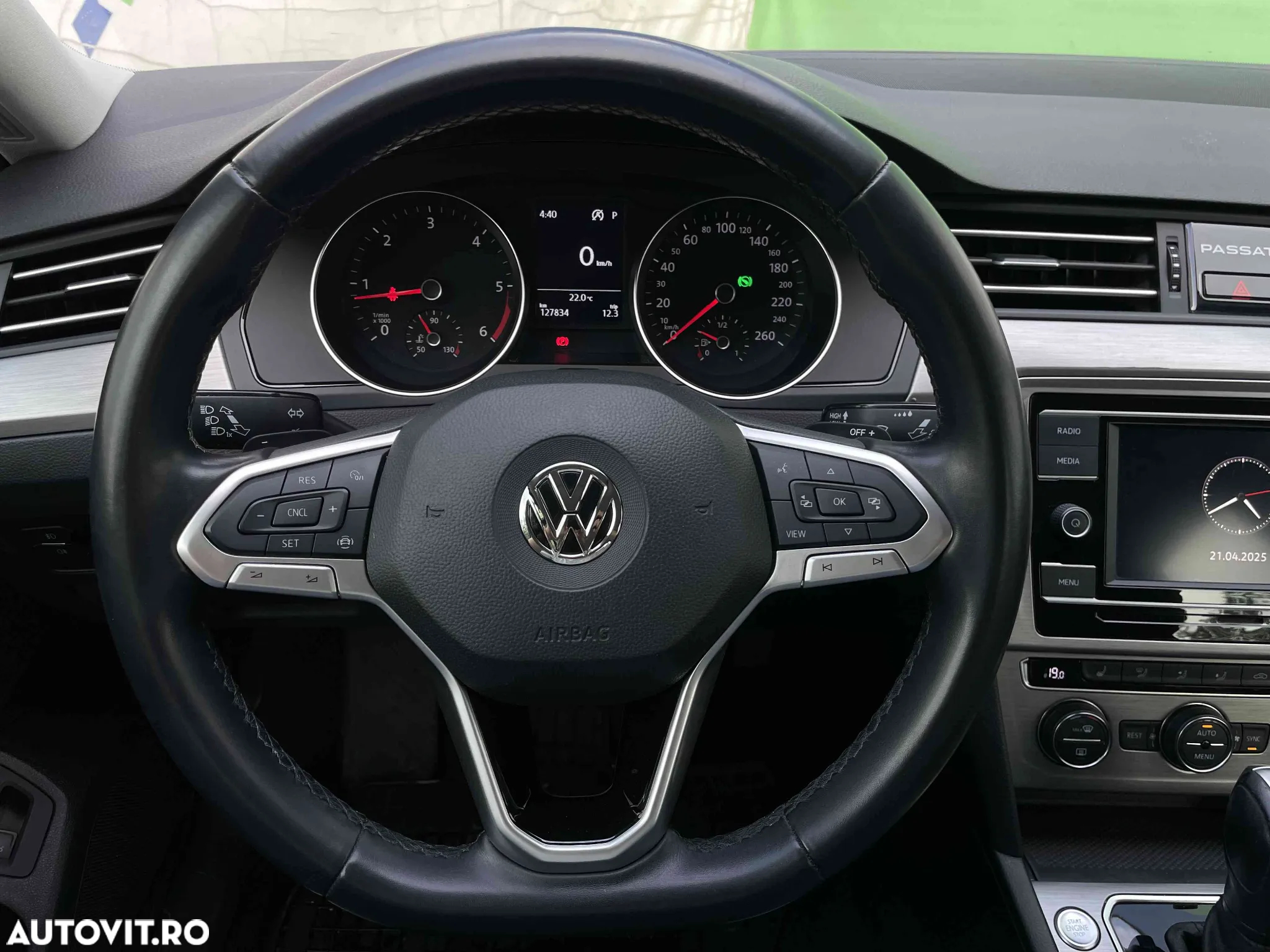 Volkswagen Passat - 9
