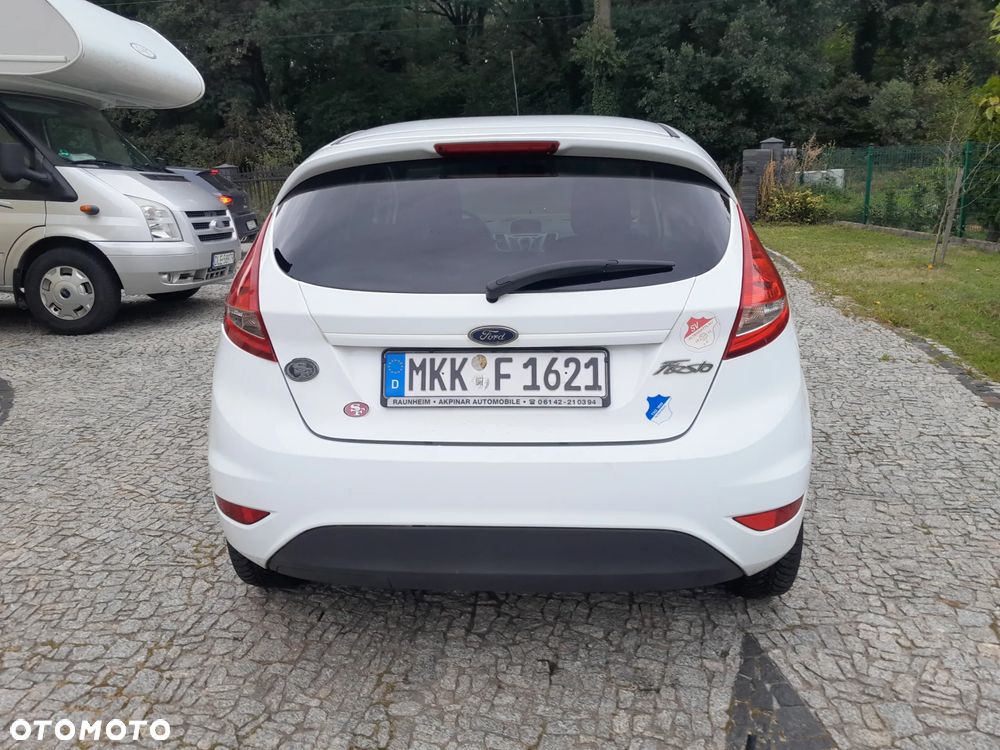Ford Fiesta 1.25 Celebration - 13