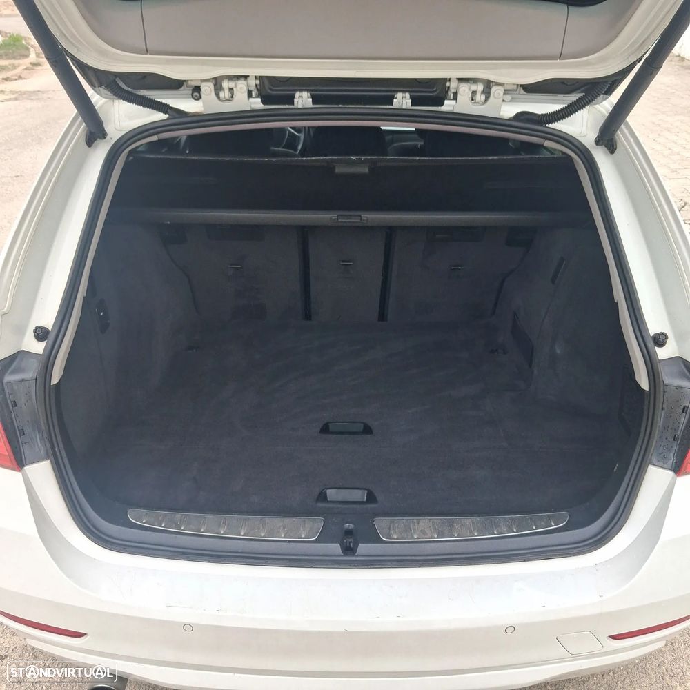 BMW 320 d Sport Line - 5
