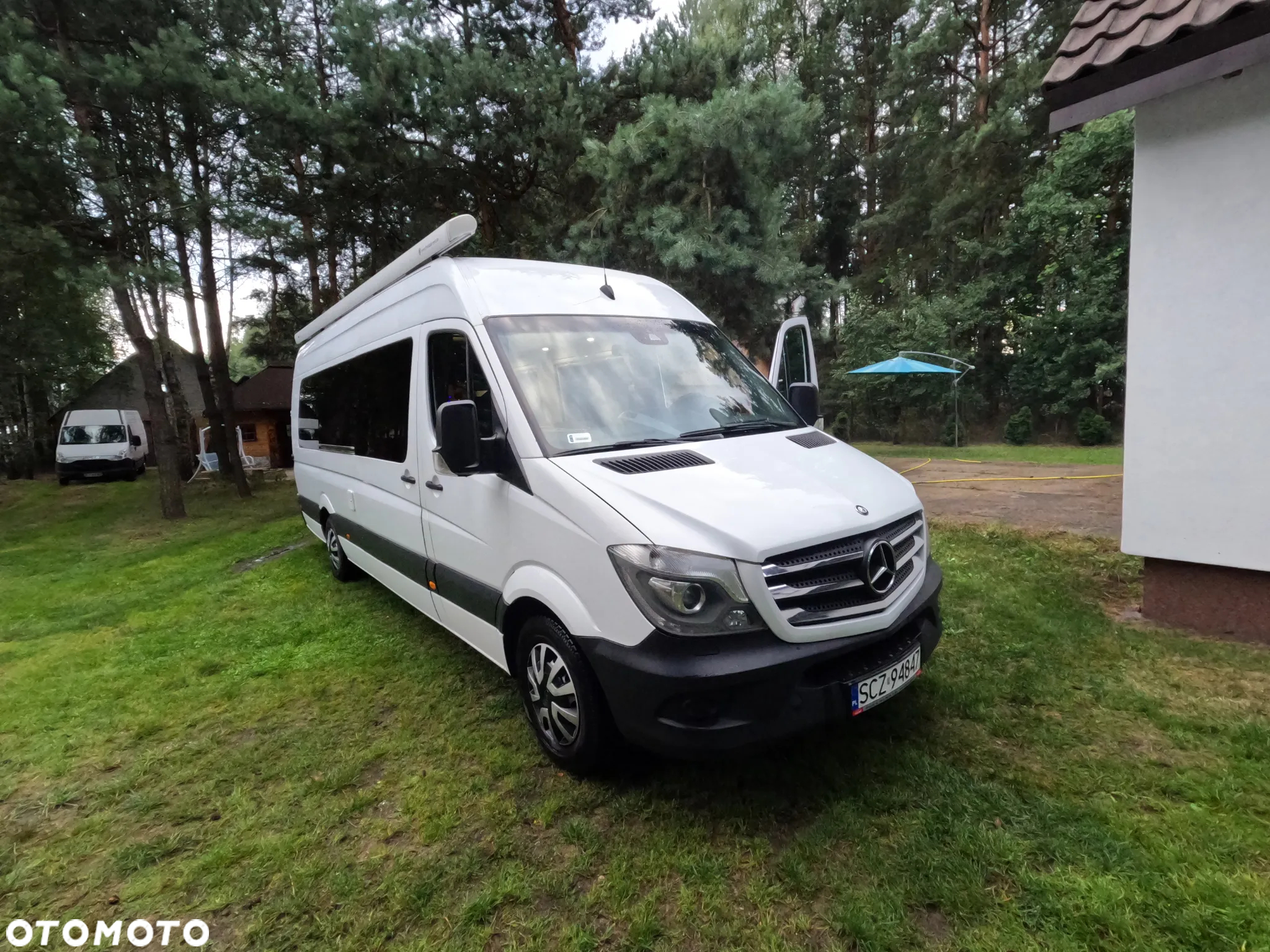 Mercedes-Benz Sprinter - 14