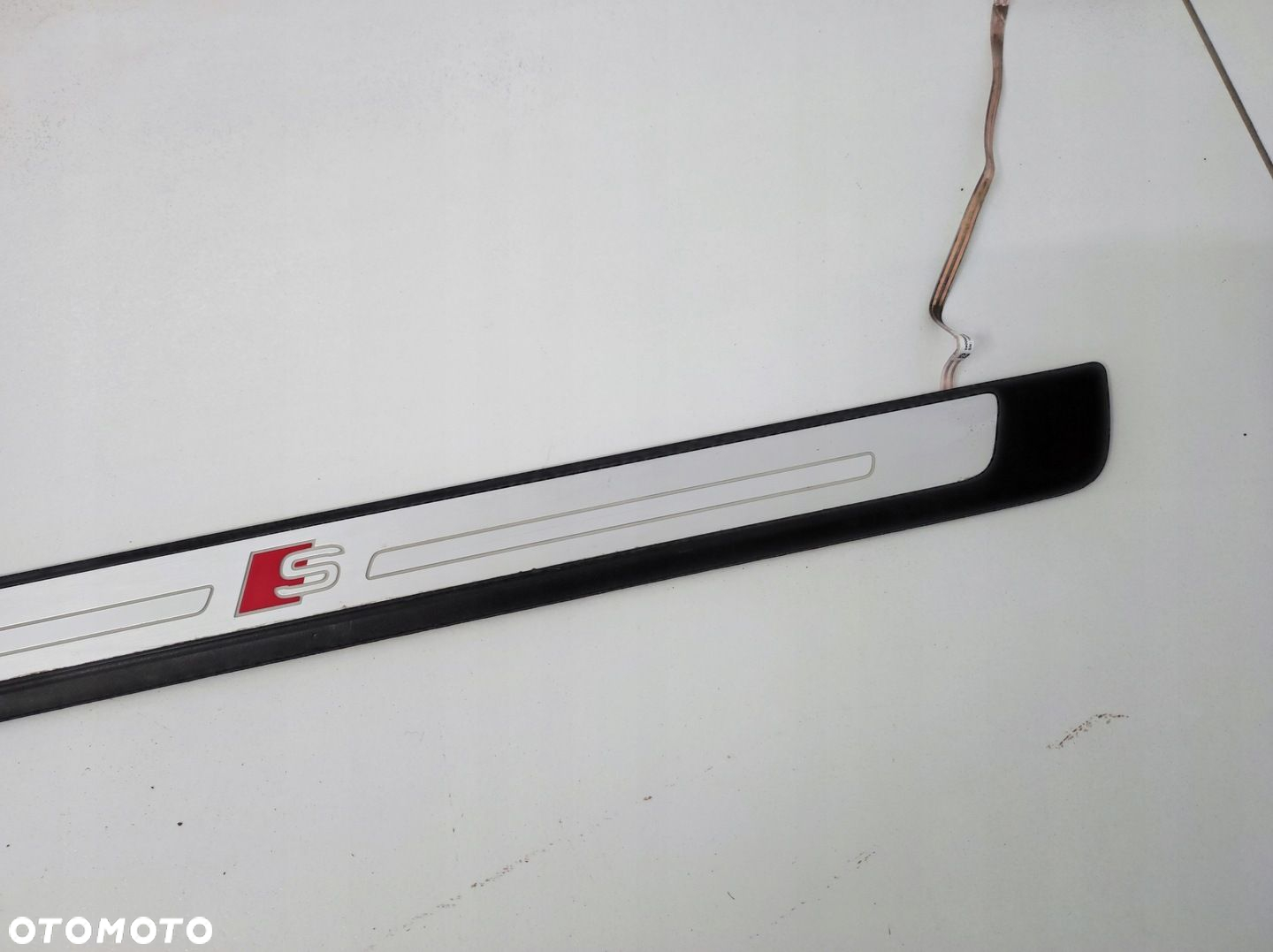 LISTWA PROGOWA LED PRAWA PRZÓD AUDI S4 A4 B9 LIFT - 3