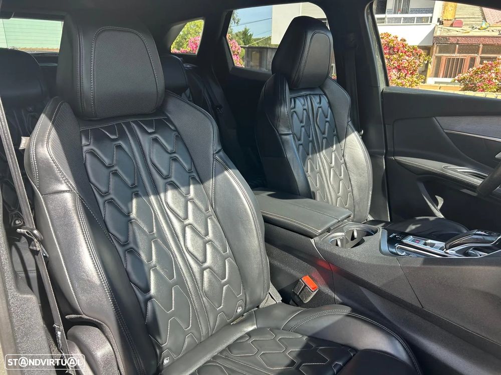 Peugeot 3008 1.6 Hybrid4 GT Line e-EAT8 - 24
