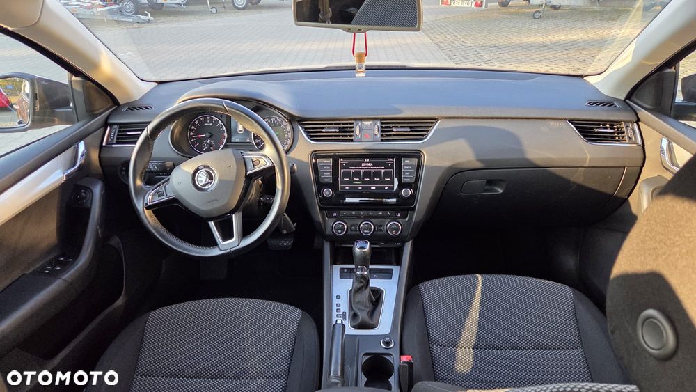 Skoda Octavia 2.0 TDI (Green tec) DSG Ambition - 17