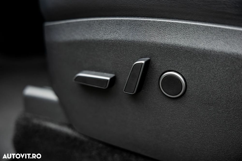 Tesla Model Y Performance Dual Motor AWD - 20