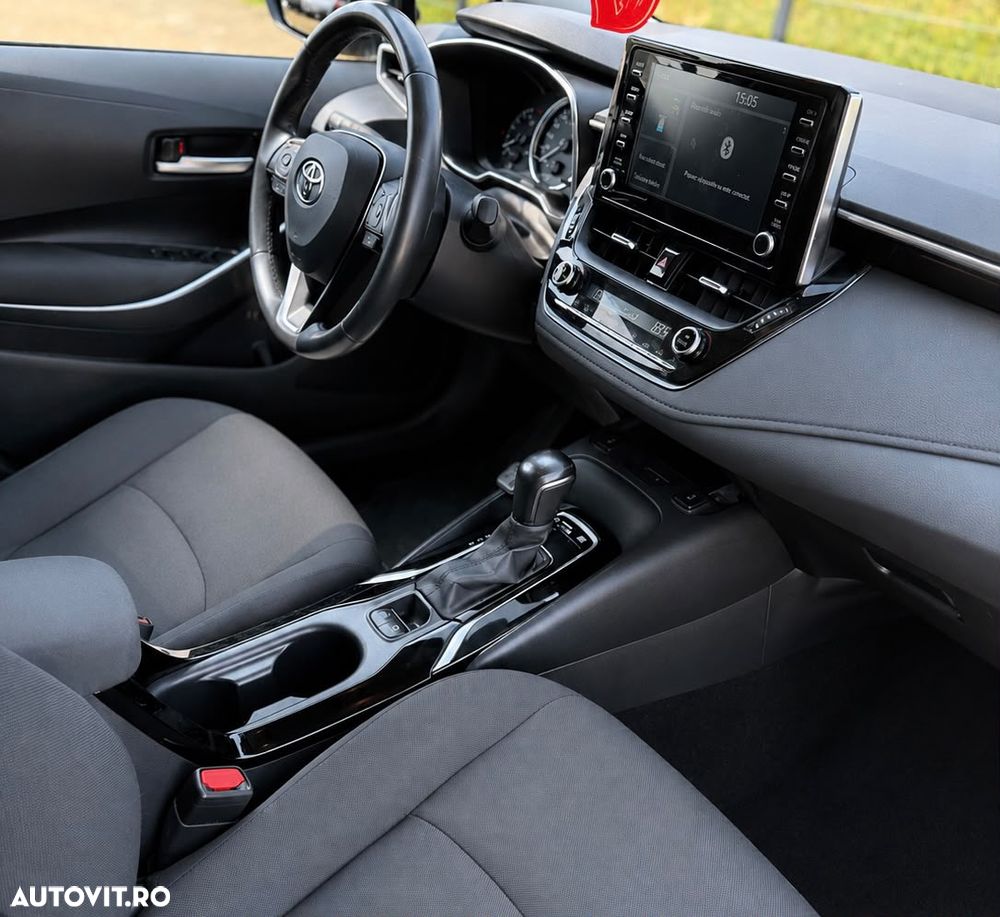 Toyota Corolla - 13
