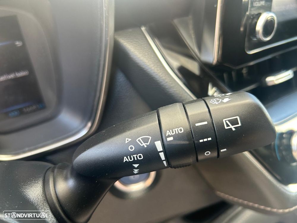 Toyota Corolla Touring Sports 1.8 Hybrid Comfort+P.Sport - 16