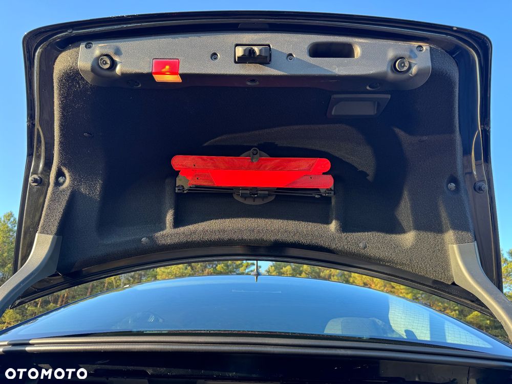 Mercedes-Benz Klasa C 180 Kompressor BlueEFFICIENCY - 7