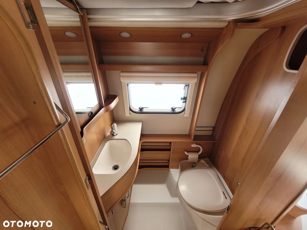 Weinsberg CARATWO 390, DMC 1200, 2022r. przedsionek - 6