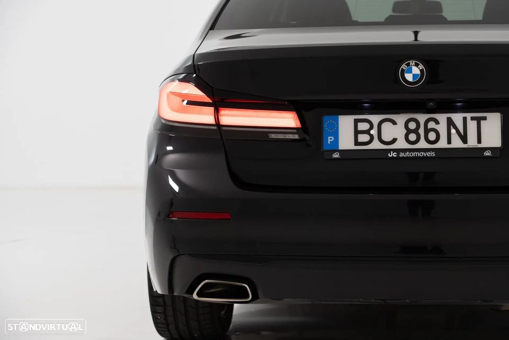 BMW 530 d Line Luxury Auto - 12