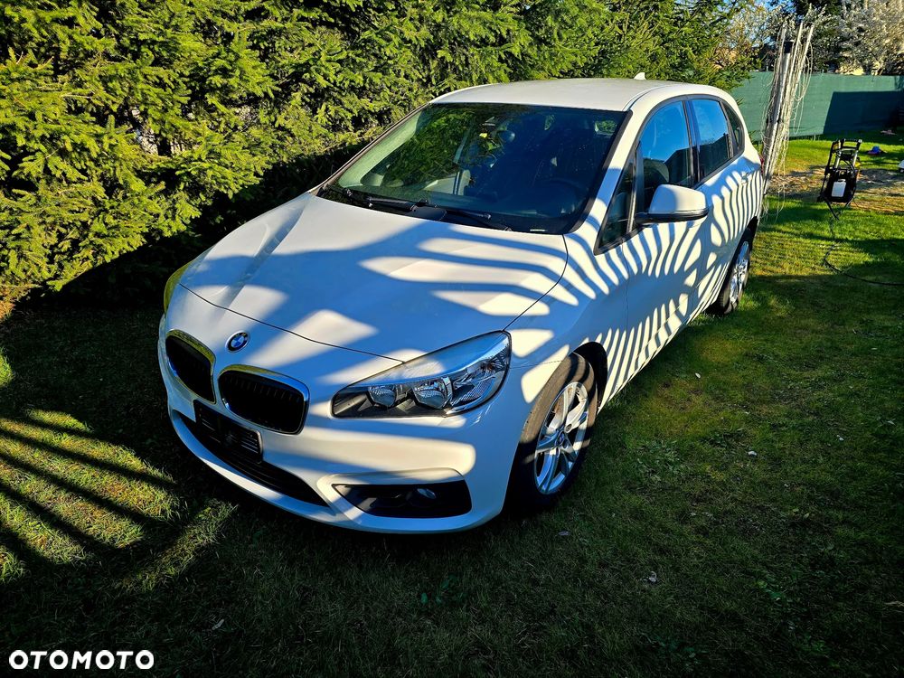 BMW Seria 2 216d - 17