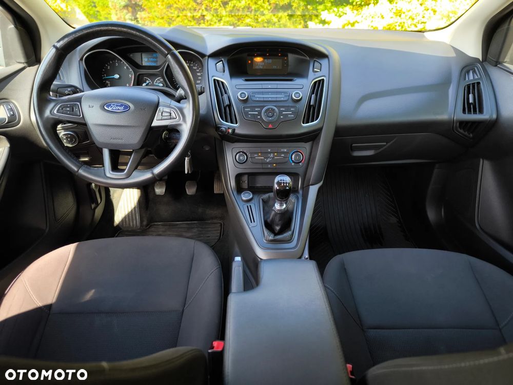 Ford Focus - 11