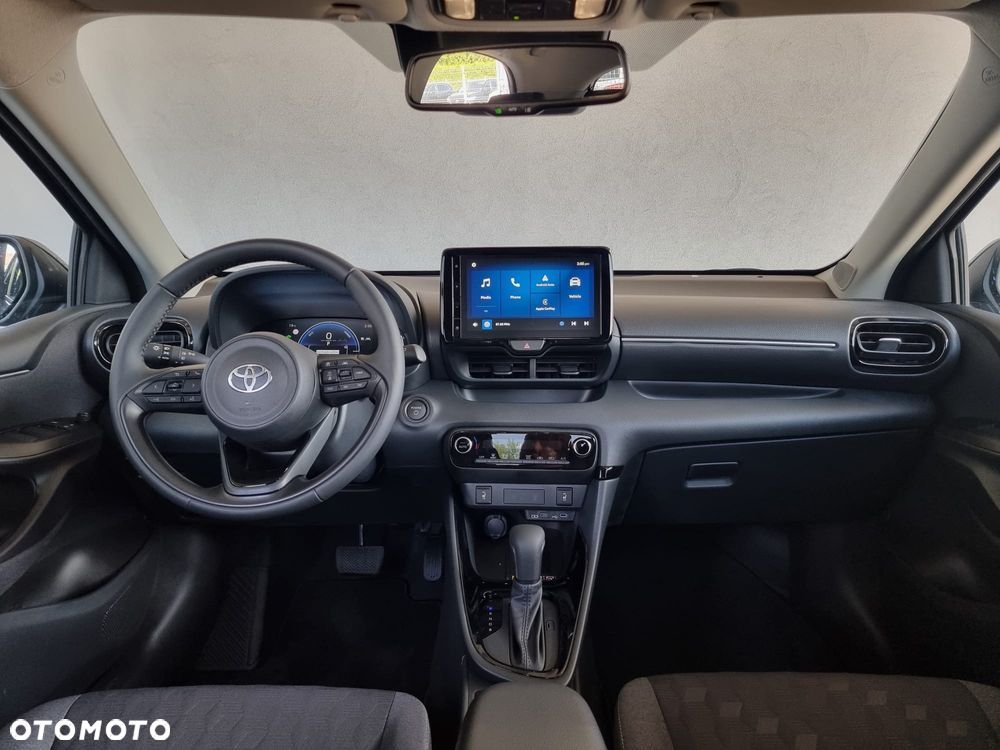 Toyota Yaris Hybrid 1.5 Style - 17