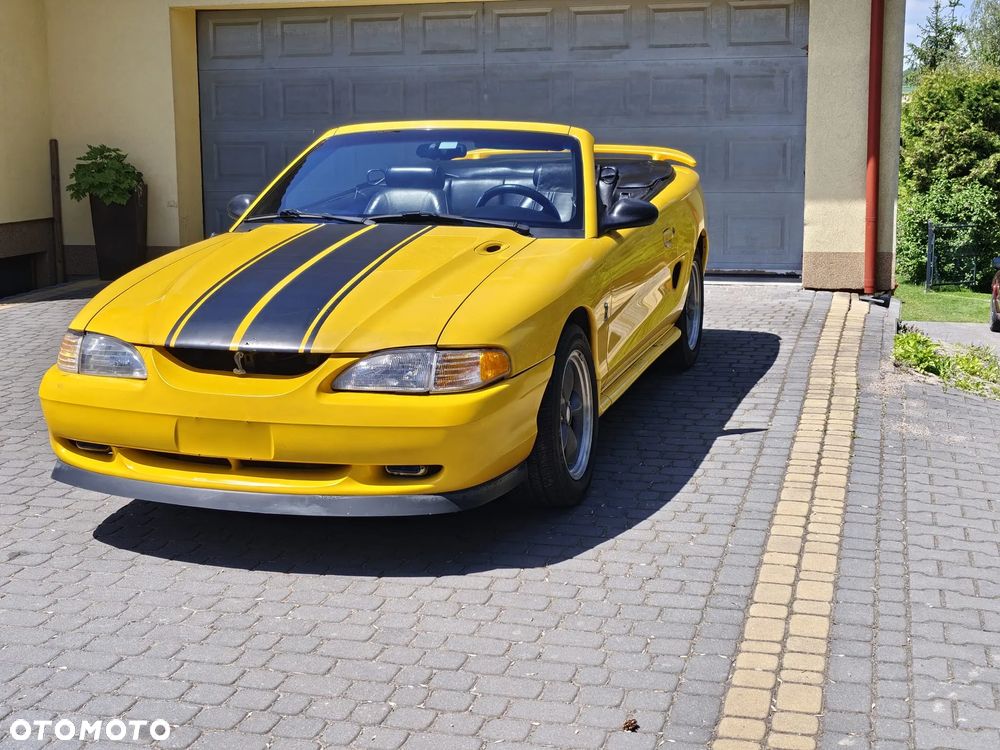 Ford Mustang - 18