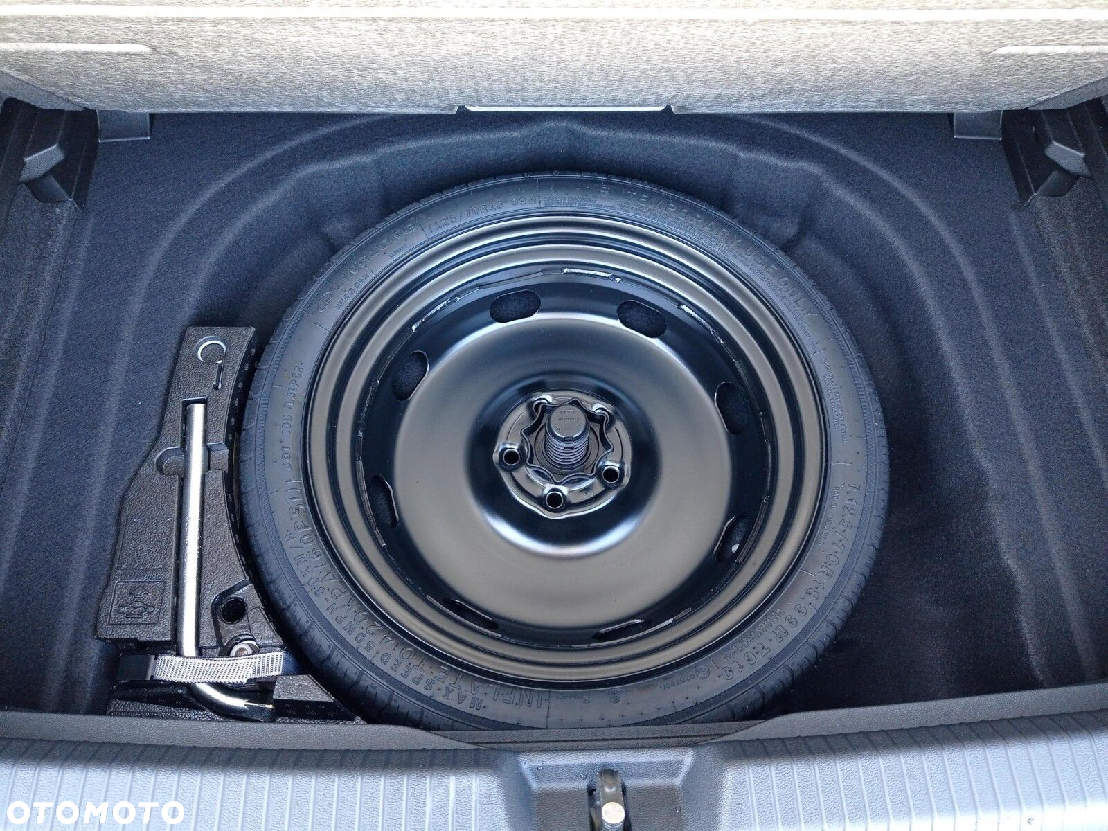 Volkswagen Golf VIII 1.5 TSI Life Plus - 19