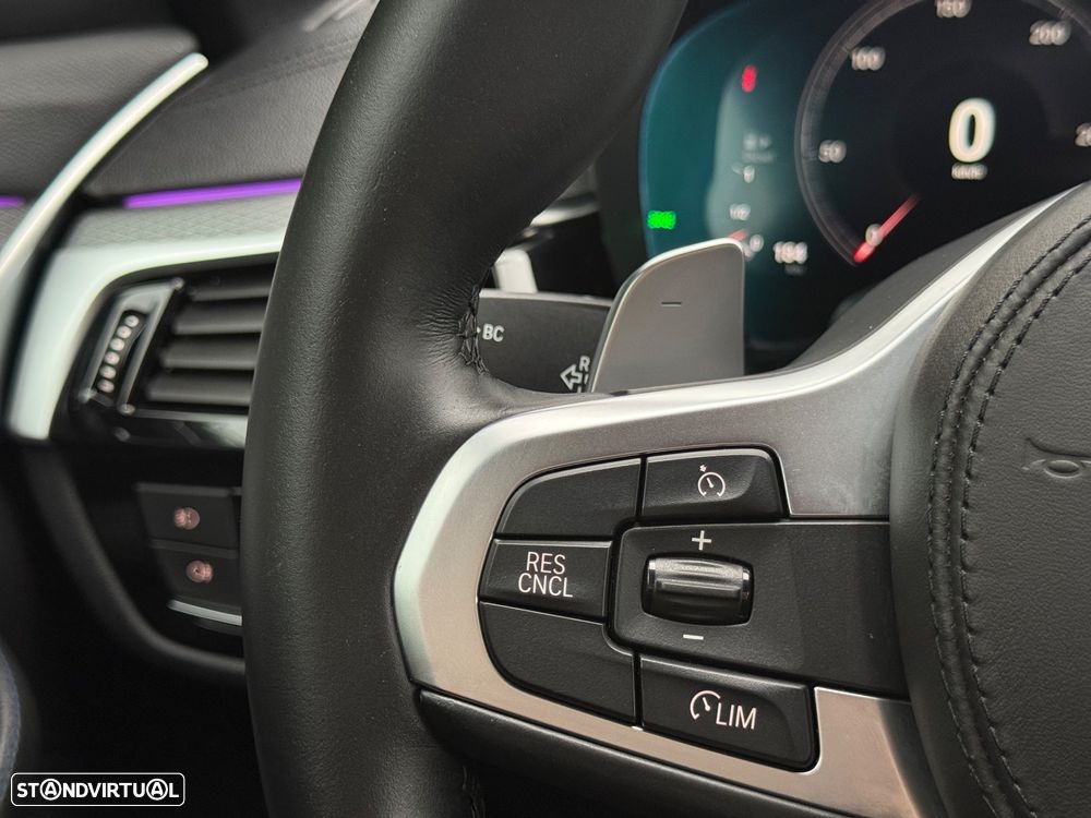 BMW 520 d Pack M Auto - 24