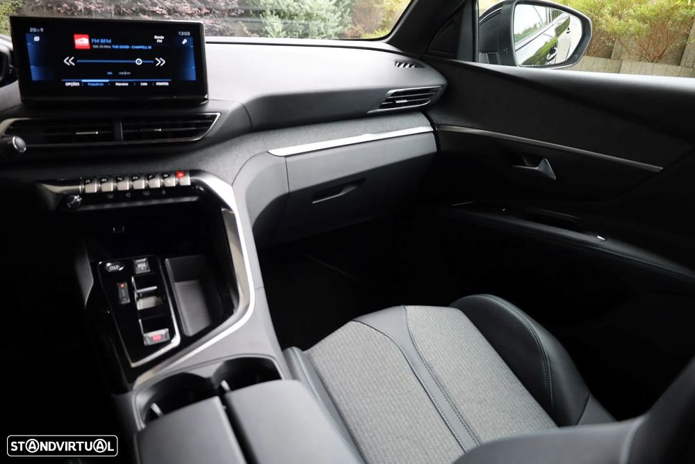 Peugeot 5008 1.2 PureTech Allure EAT8 - 21