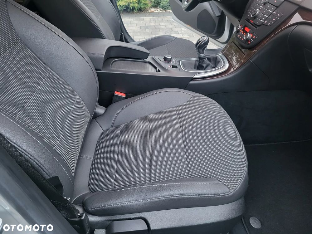 Opel Insignia 2.0 CDTI EcoFLEX Cosmo - 12
