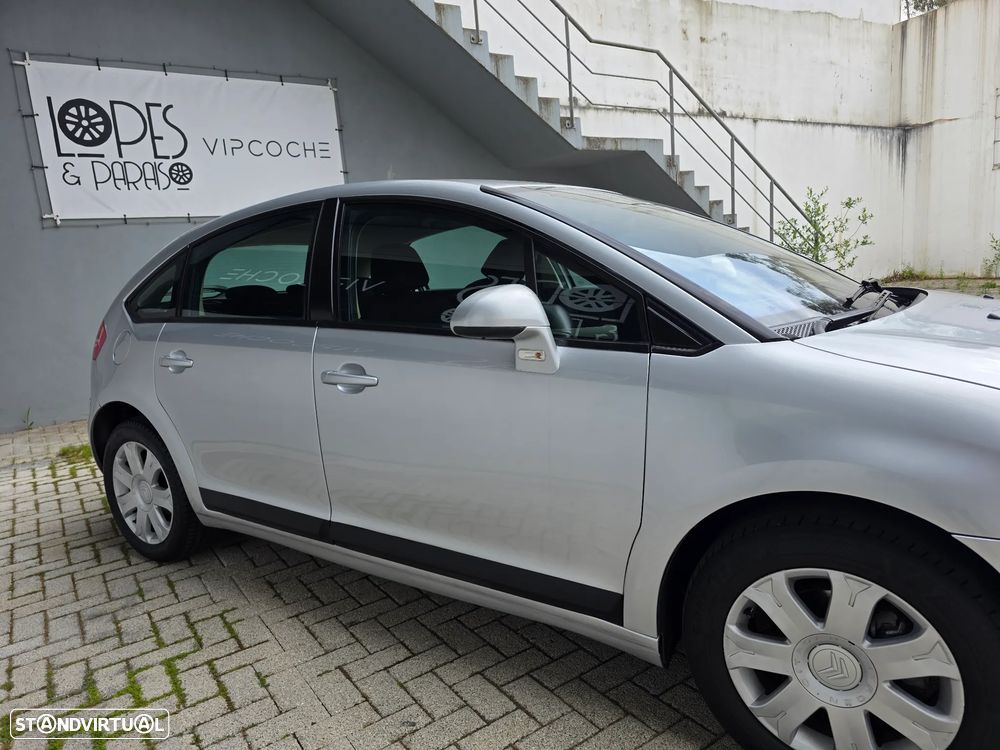 Citroën C4 1.6 HDi Exclusive Airdream - 21
