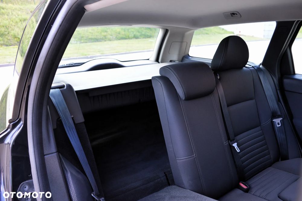 Volvo V50 2.0D Momentum - 15