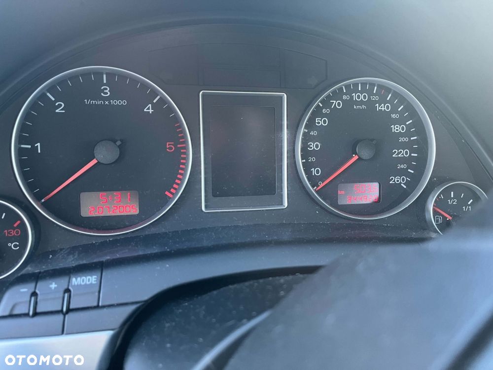 Audi A4 Avant 2006 photo 4