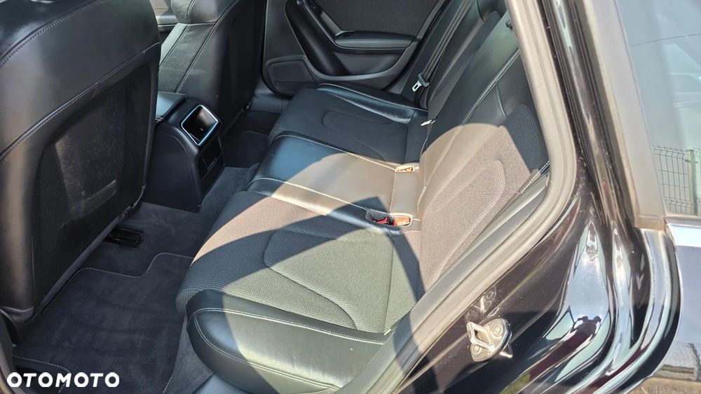 Audi A4 Limousine 1.8 TFSI S line Sportpaket - 15