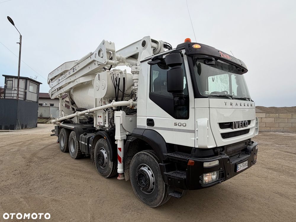 Iveco TRAKER - 7