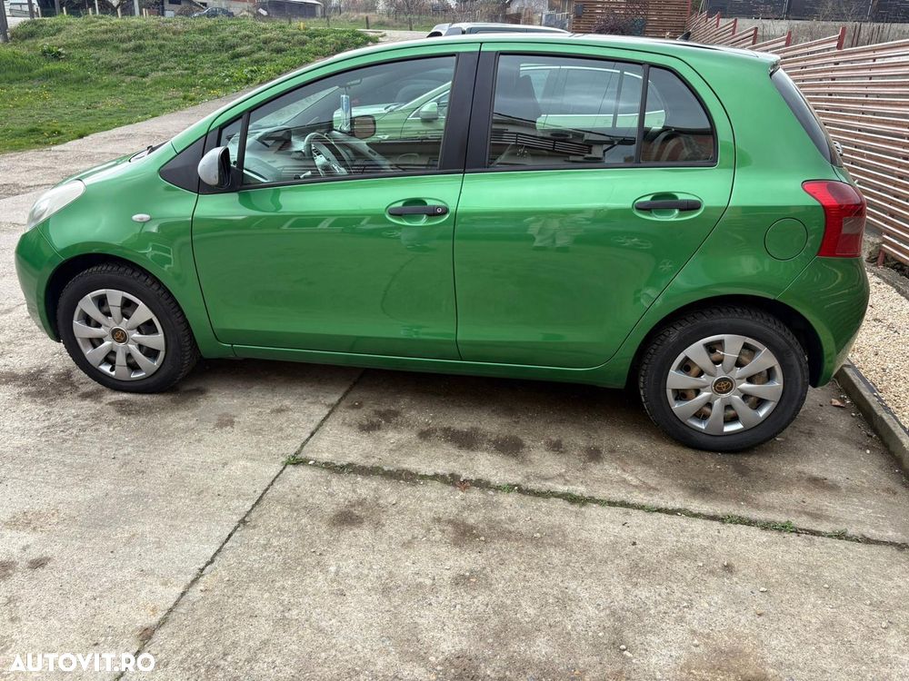Toyota Yaris - 3