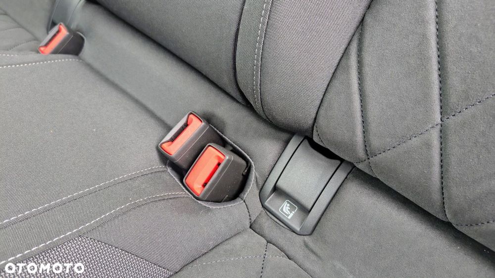 Volkswagen Golf 1.5 eTSI EVO Style DSG - 34