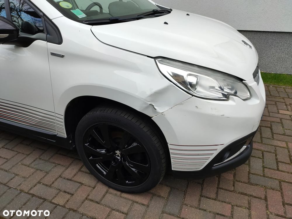 Peugeot 2008 1.6 BlueHDi Allure - 12