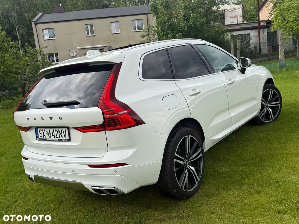 Volvo XC 60 T5 AWD R-Design - 2