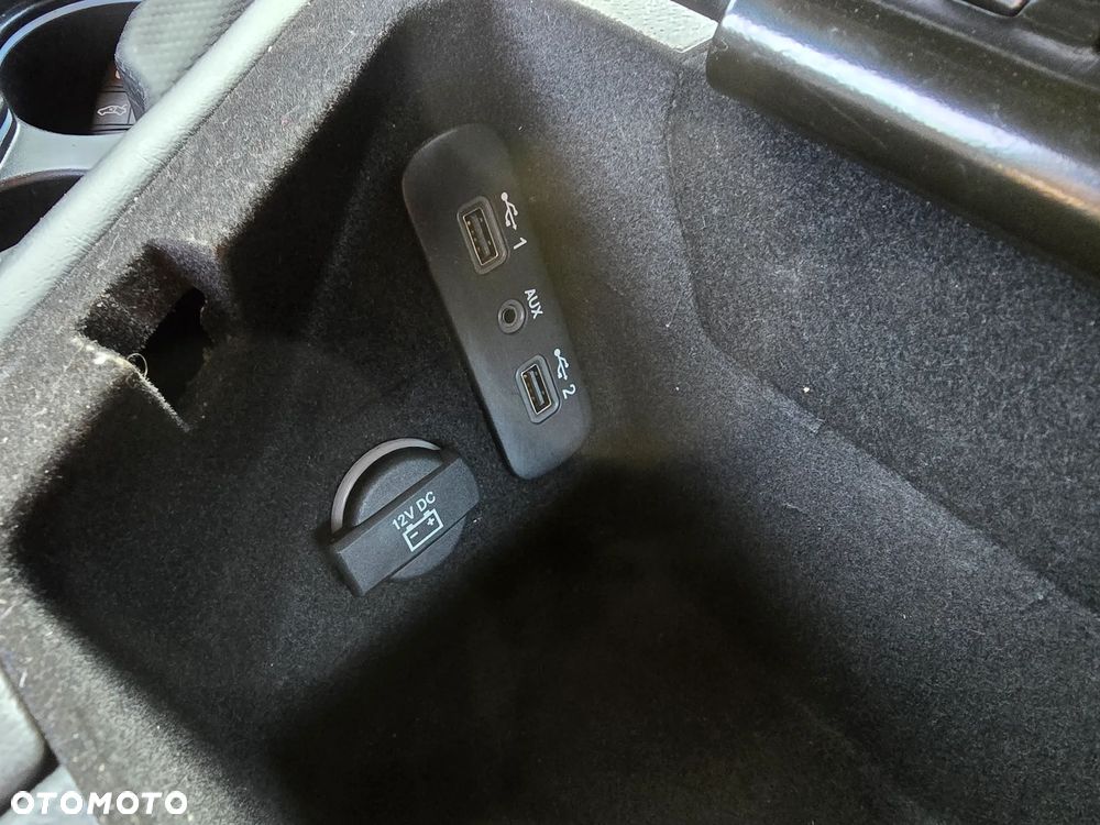 Dodge Challenger ver-6-4-scat-pack-widebody - 30